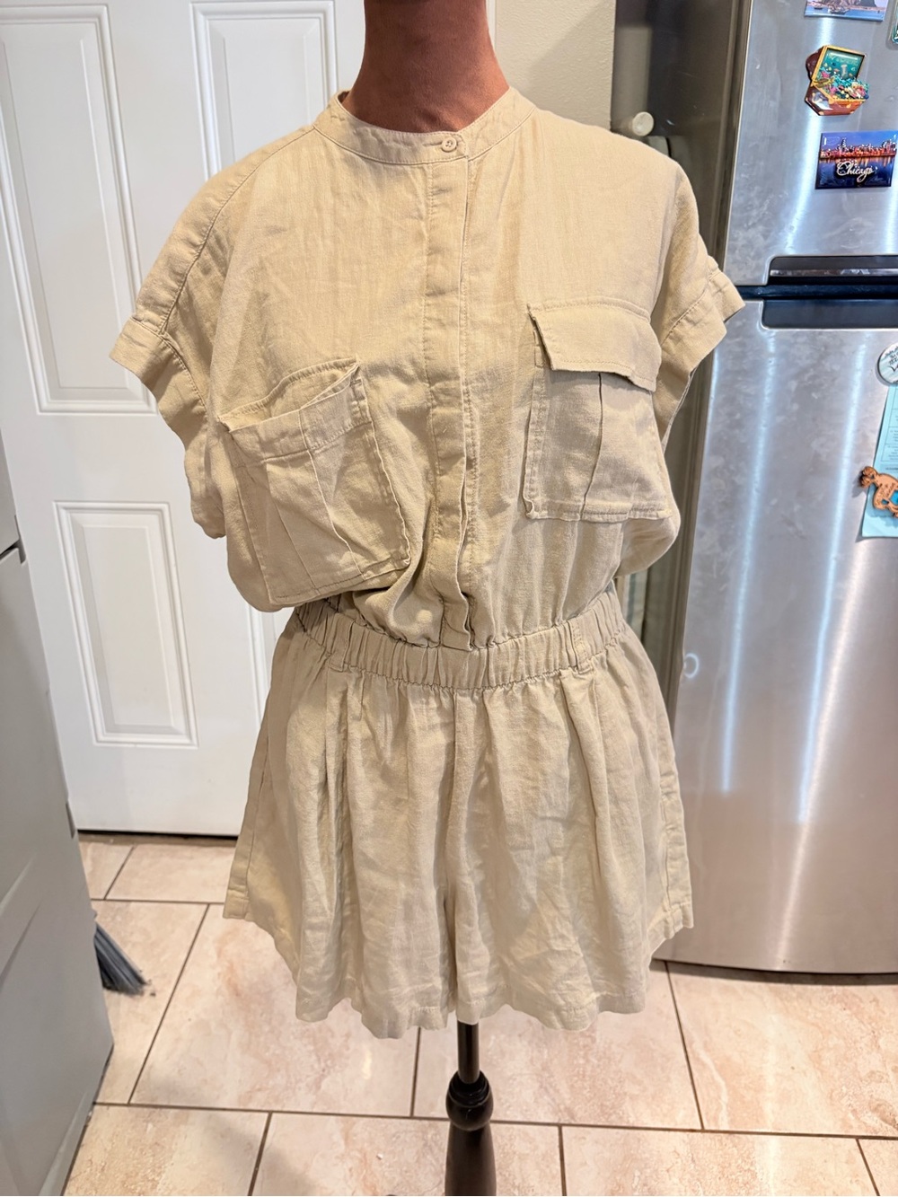 GAP Neutral Cream Short-Sleeve Pocket Casual Dress